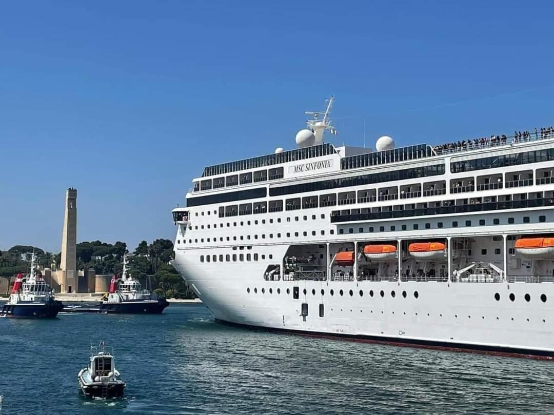 Centro Storico Mare Fuori Villa Бриндизи Екстериор снимка