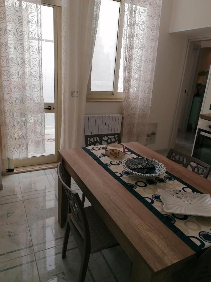 Centro Storico Mare Fuori Villa Бриндизи Екстериор снимка