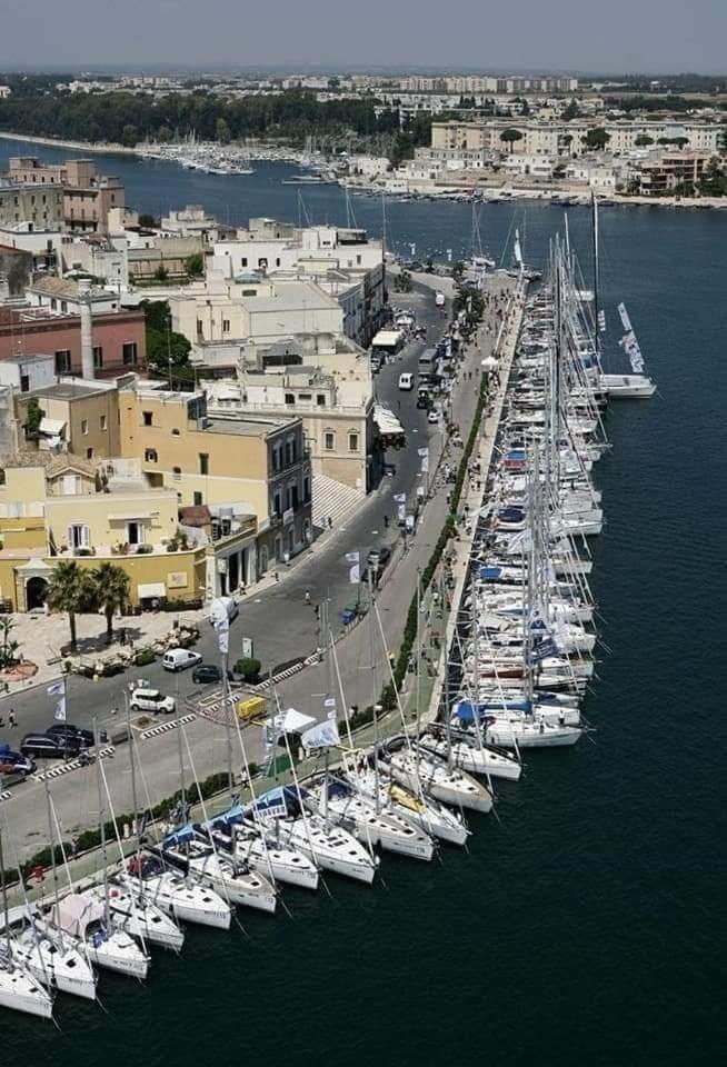 Centro Storico Mare Fuori Villa Бриндизи Екстериор снимка
